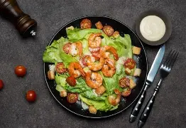 Ensalada cesar con camarones